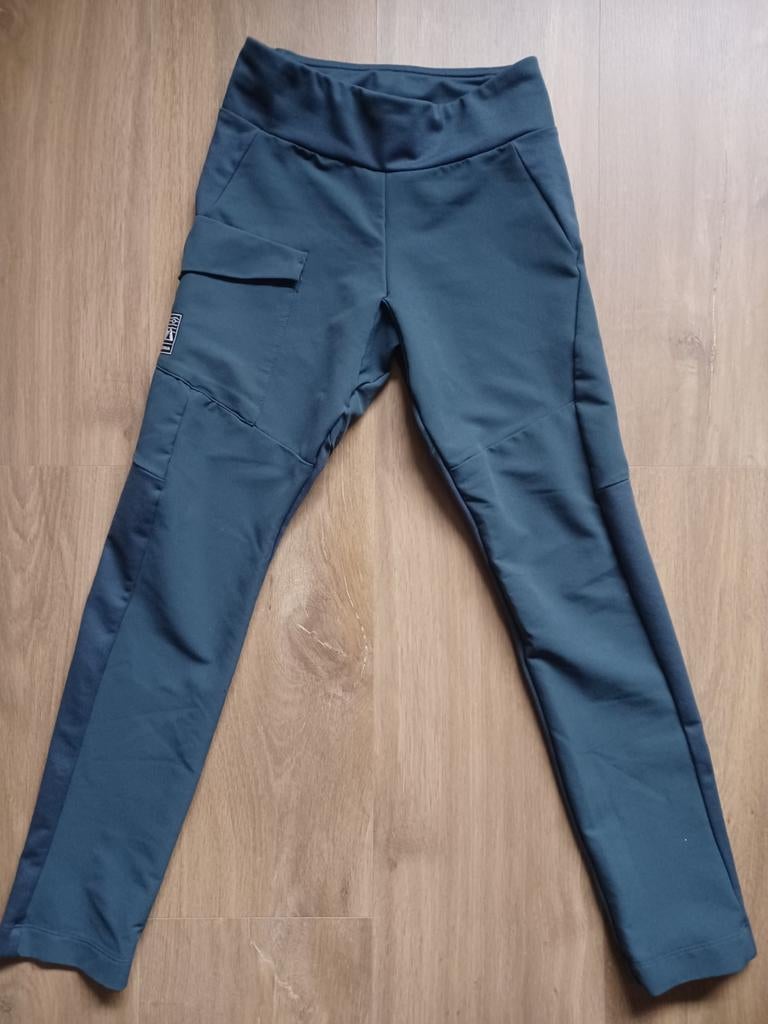 Outdoorbroek maat 140 quecha, Kinderen en Baby's, Kinderkleding | Maat 140, Broek, Jongen of Meisje, Ophalen of Verzenden, Zo goed als nieuw