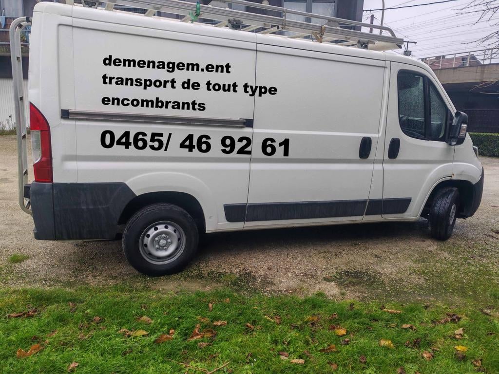 Camionette de transport et déménagement