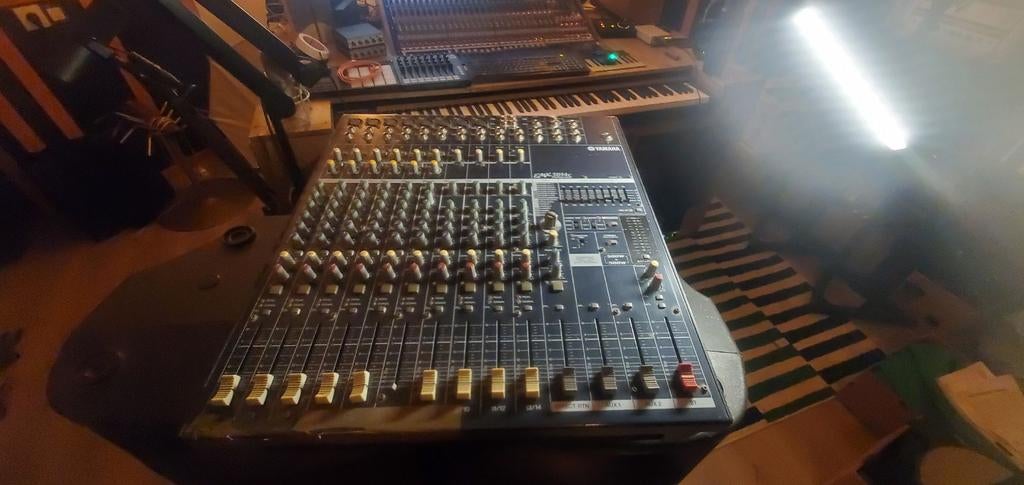 Yamaha emx 5014c, Muziek en Instrumenten, Ophalen