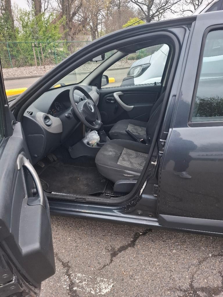 DACIA PRETE A ETRE IMMATRICULER avec papier rose., Autos, Dacia, Particulier, Sandero, Diesel, Euro 5, Berline, 5 portes, Boîte manuelle