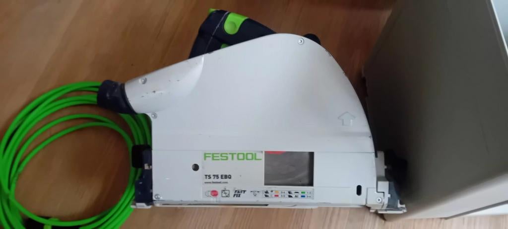 FESTOOL TS 75 EBQ-Plus invalcirkelzaag 210mm, Doe-het-zelf en Bouw, Gereedschap | Zaagmachines, Ophalen of Verzenden, Zo goed als nieuw