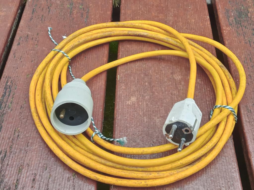 Verlengkabel, 3 G 1,5mm², lengte 5,5 m, Ophalen, Gebruikt, Kabel of Snoer