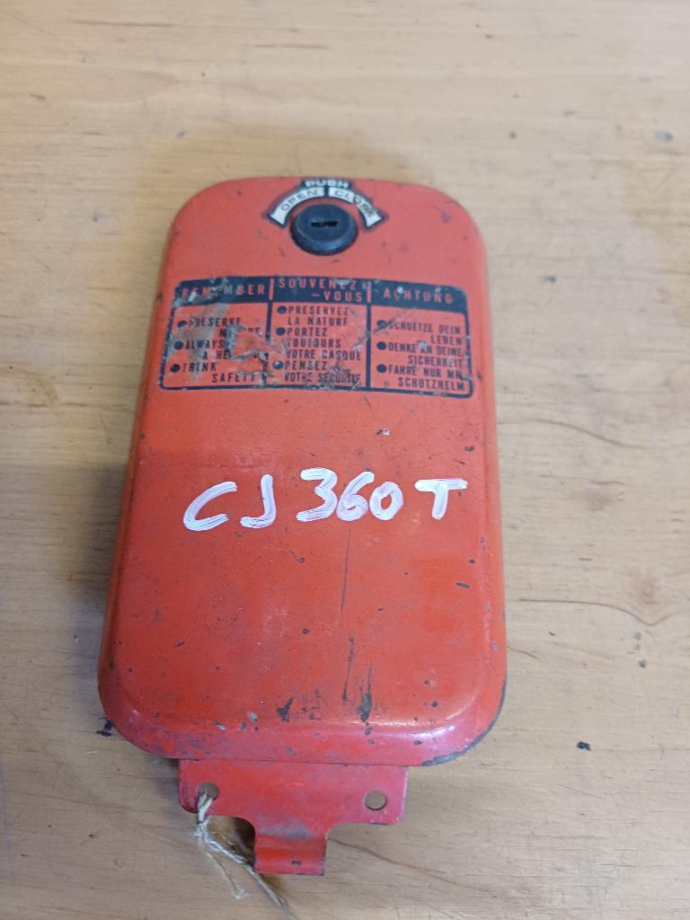 honda cj 360t tankdopcover, Ophalen, Gebruikt