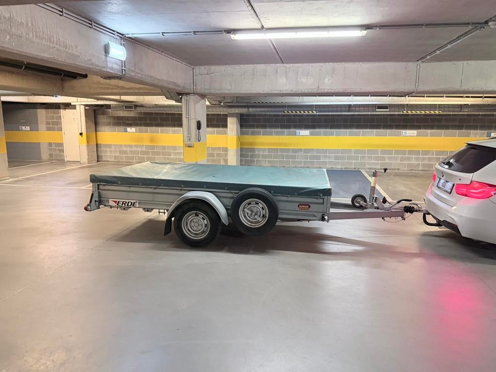 Geremde aanhangwagen (kan kantelen) 750kg of 1350kg, Ophalen, Gebruikt