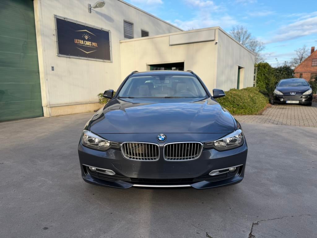 BMW 318D Automaat/Modern Line/Euro 5/Leder/Navi/PDC/GEKEURD, Auto's, BMW, Automaat, Euro 5, Leder, Bedrijf