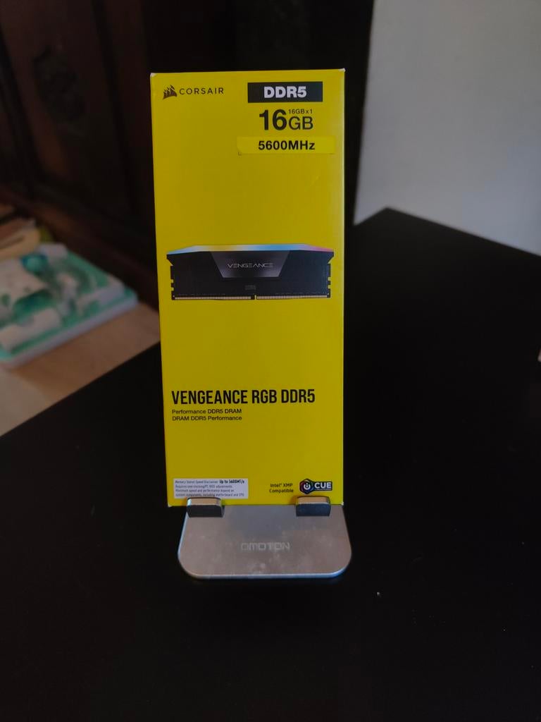 Corsair Vengeance RGB 1x16GB 5600MHZ CL40, Enlèvement ou Envoi, DDR5, Desktop