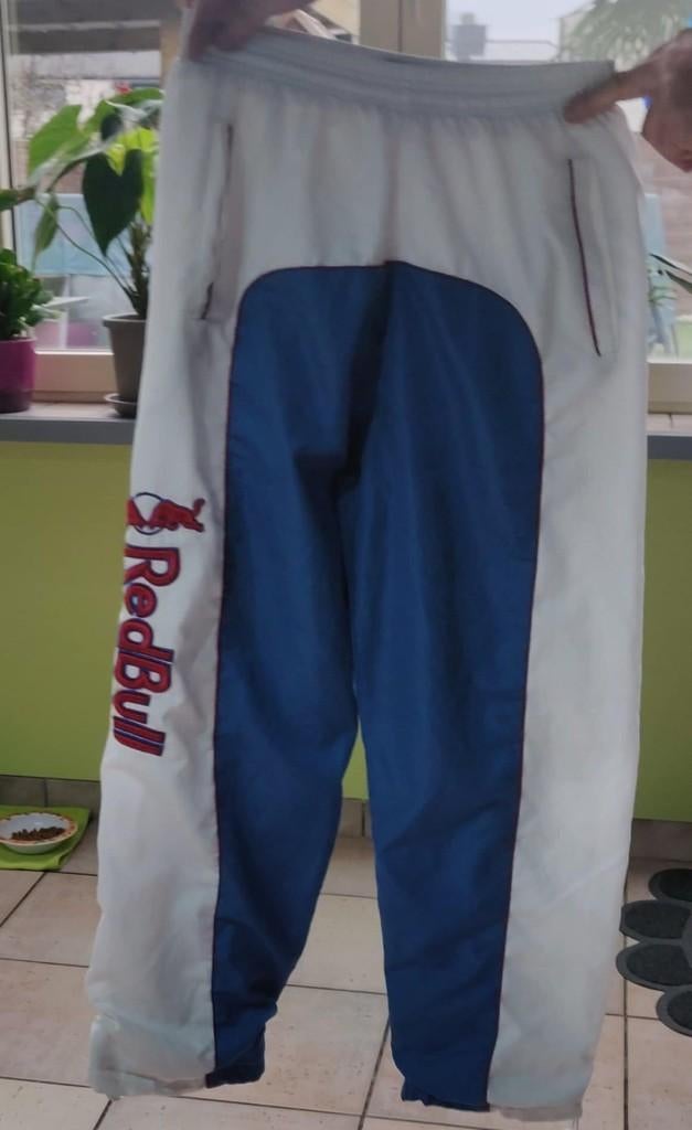 red bull jogging, Collections, Marques & Objets publicitaires, Comme neuf, Ustensile, Enlèvement ou Envoi