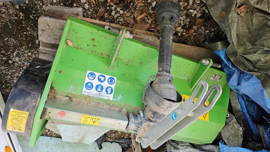 Faucheuse à fléaux Peruzzo Frog 960, Articles professionnels, Agriculture | Outils, Enlèvement