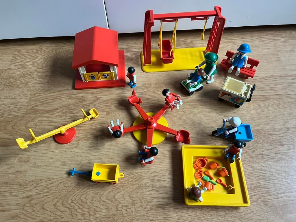 Playmobil vintage speeltuin, Kinderen en Baby's, Speelgoed | Playmobil, Ophalen of Verzenden, Zo goed als nieuw, Los Playmobil