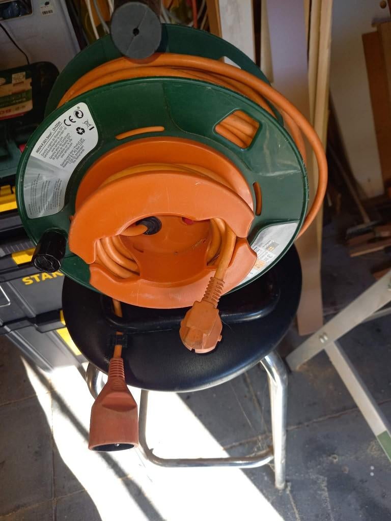 kabelhaspel, Doe-het-zelf en Bouw, Elektriciteit en Kabels, Ophalen of Verzenden, Zo goed als nieuw, Kabel of Snoer