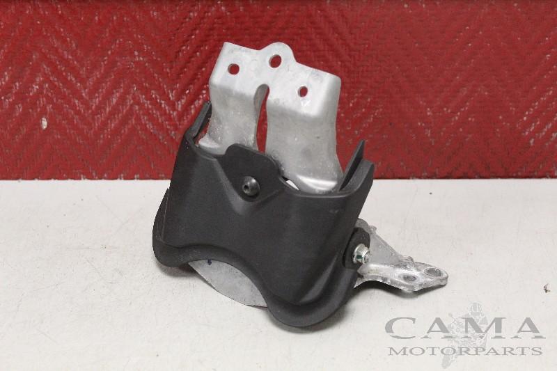 BUDDYSEAT HINGE Yamaha N-Max 125 (N MAX NMAX 125-A), Dhr. S. di Majo, Utilisé, Info@cama-motorparts.nl, P.J. Troelstraweg 8 8
3144 CX  MAASSLUIS, NL