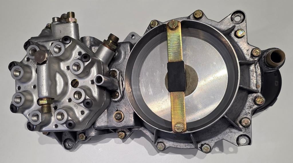 BOSCH 0438100111 0438120170 Mercedes W126 R107 380 500, Ophalen of Verzenden, Gebruikt, Mercedes-Benz