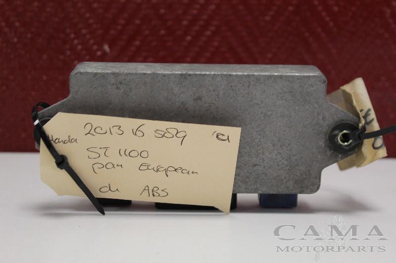 COMPUTER ABS Honda ST 1100 Pan European (ST1100 ST1100A), Motoren, Dhr. S. di Majo, Gebruikt, Info@cama-motorparts.nl, P.J. Troelstraweg 8 8
3144 CX  MAASSLUIS, NL