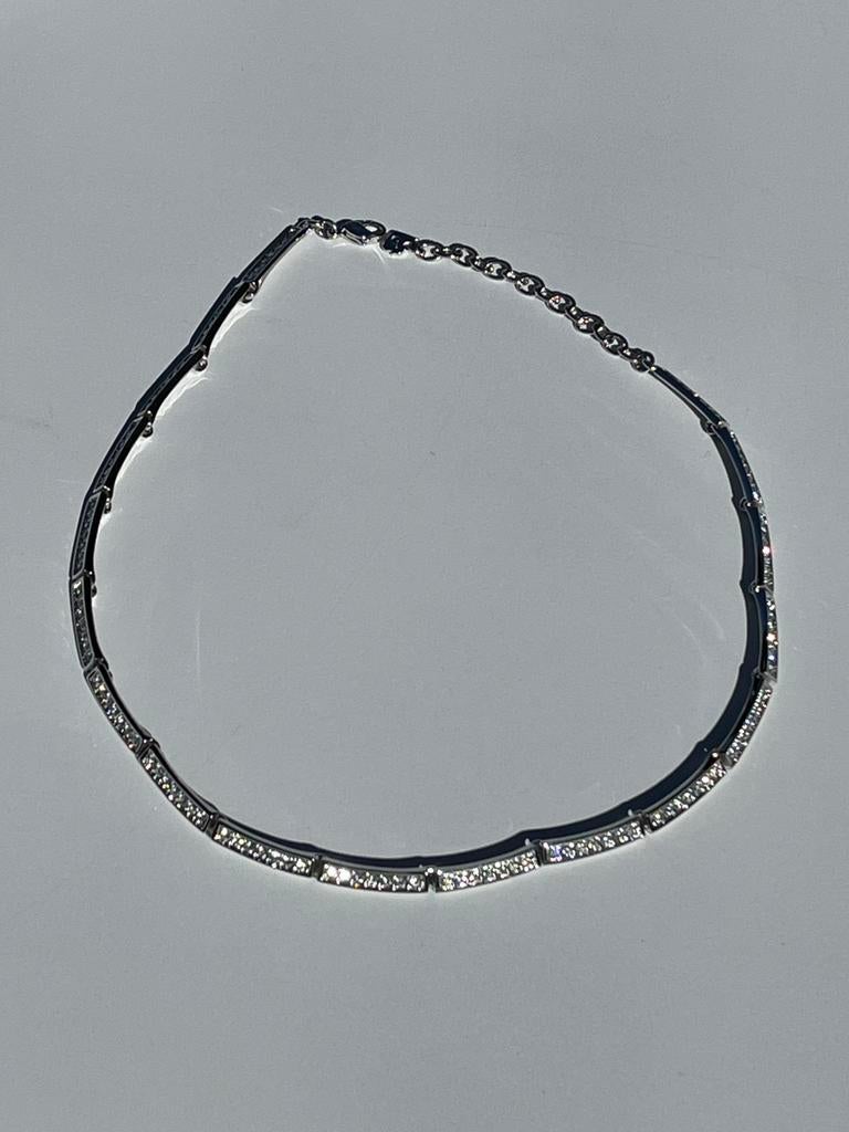 “Collier Swarovski ras de cou argent 40cm brillant élégant”, Enlèvement ou Envoi, Comme neuf, Argent, Argent