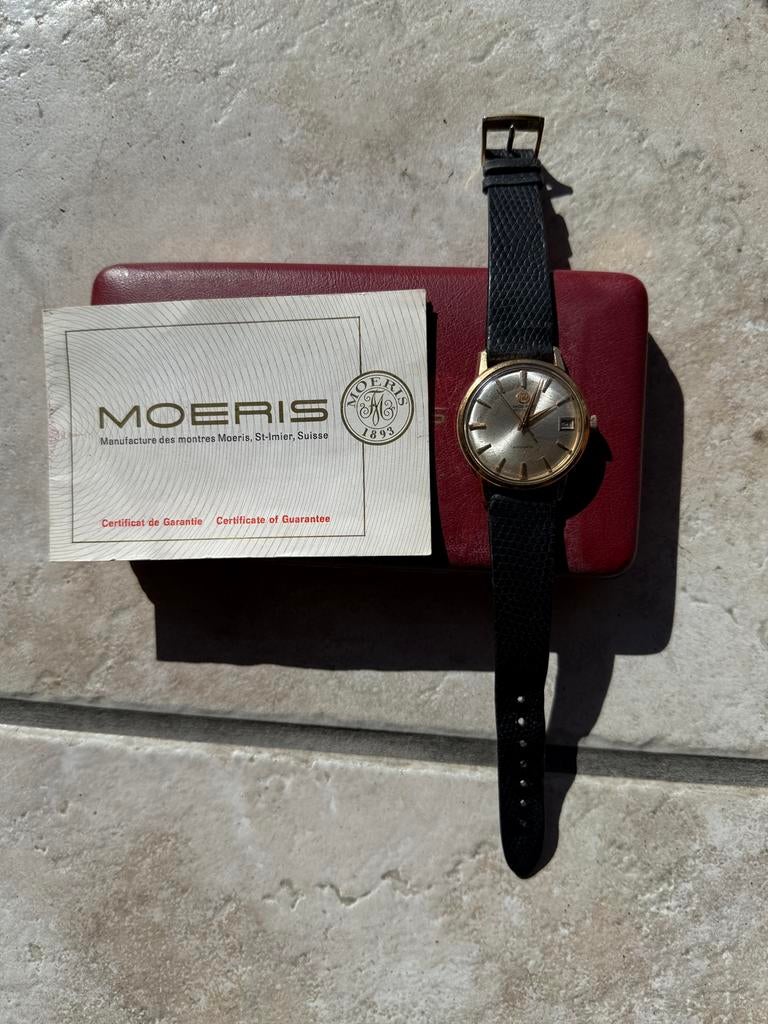 Montre moeris or, Collections, Broches, Pins & Badges, Enlèvement, Comme neuf