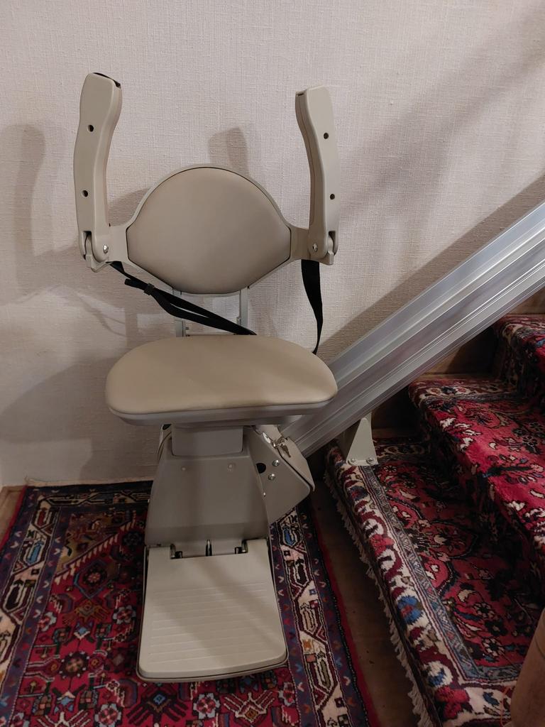 Traplift - comfortlift Orona, Ophalen, Recht