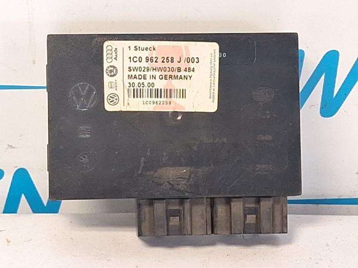 Module verrouillage central des portes d'un Volkswagen Lupo, Volkswagen, -, 3 mois de garantie, Utilisé