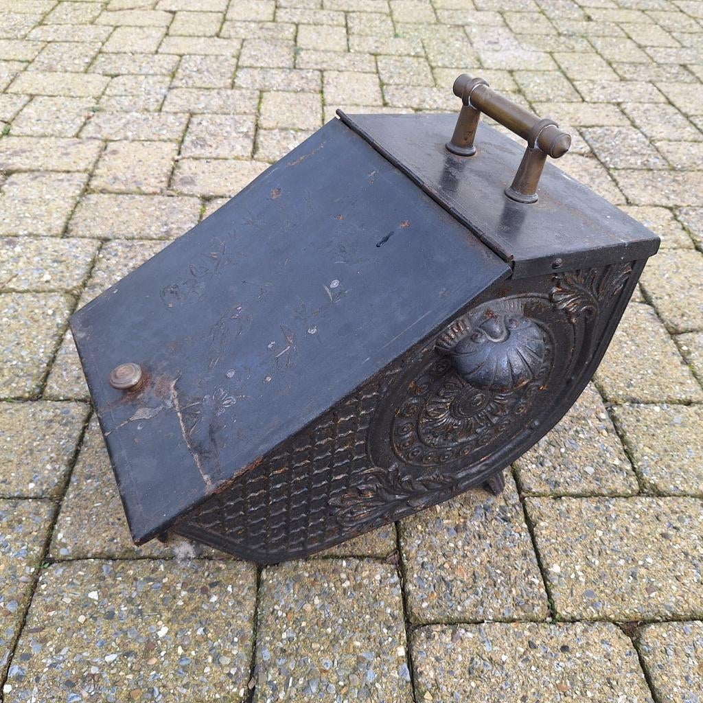 Oude kolenbak, Antiek en Kunst, Ophalen