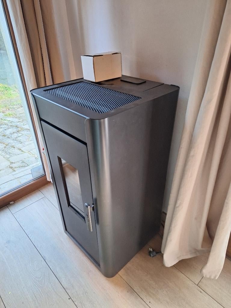 Poelle pellet royal ilde 8kw, Enlèvement ou Envoi, Utilisé, Autoportant, Poêle à granulés