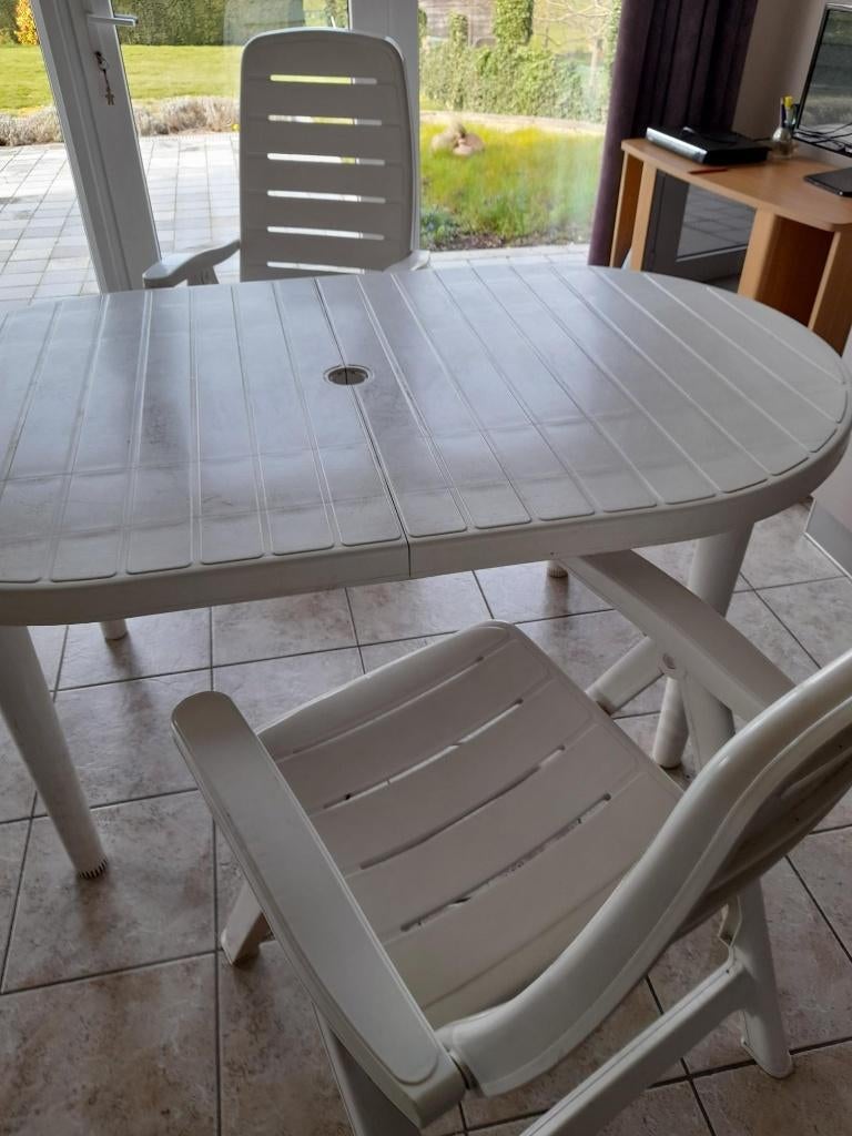 Tuinset: tafel (Flair Plaisir) met 6 tuinzetels, Tuin en Terras, Ophalen, Kunststof, 6 zitplaatsen, Zo goed als nieuw