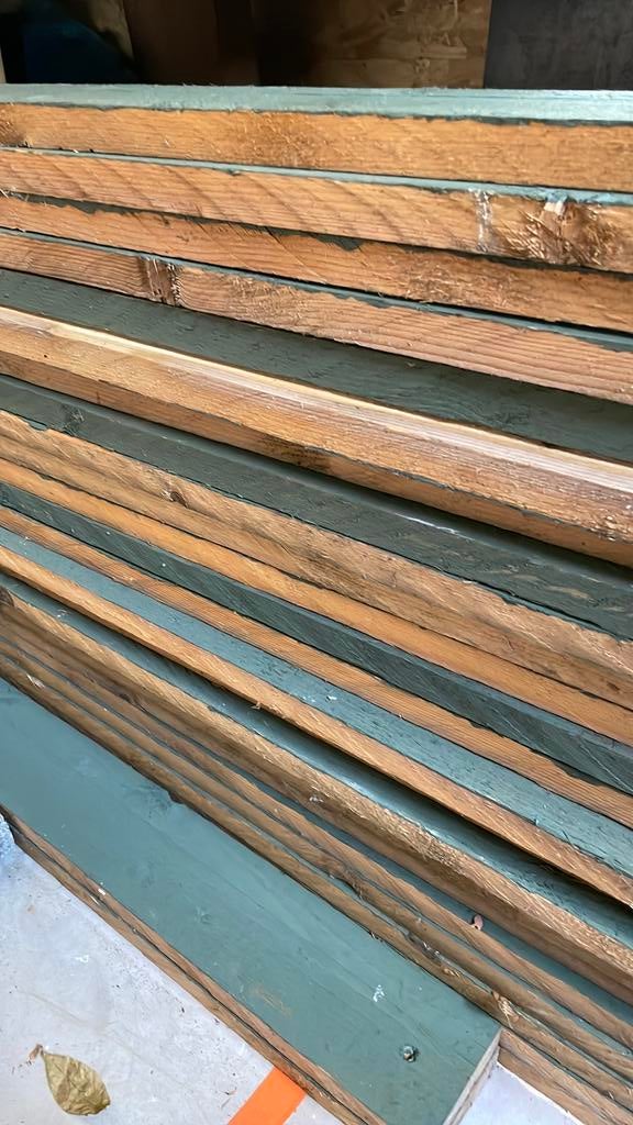 25 vuren planken deels geverfd, Doe-het-zelf en Bouw, Platen en Panelen, Ophalen, Zo goed als nieuw