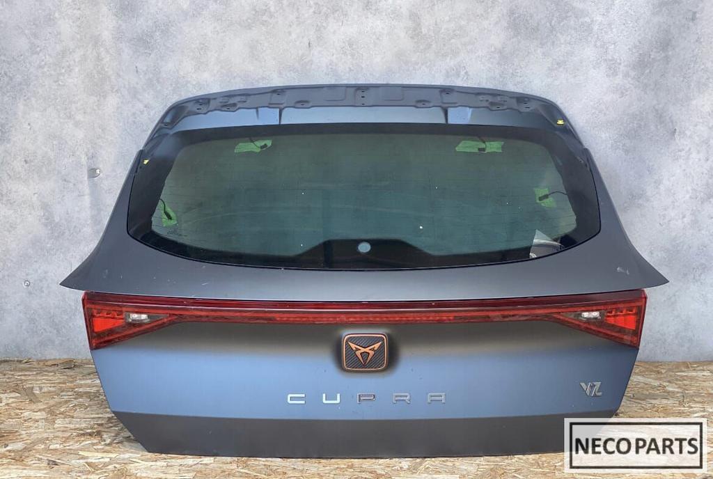 SEAT CUPRA FORMENTOR 2020 ACHTERKLEP ACHTERLICHT ORIGINEEL, Gebruikt, Achterklep, Overige automerken, Ophalen of Verzenden