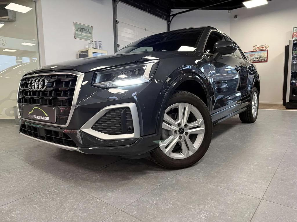 Audi Q2 Q2 35 TFSI Business Edition S tronic 17304 km !, Auto's, Audi, Automaat, Stof, 4 cilinders, 5 zetels