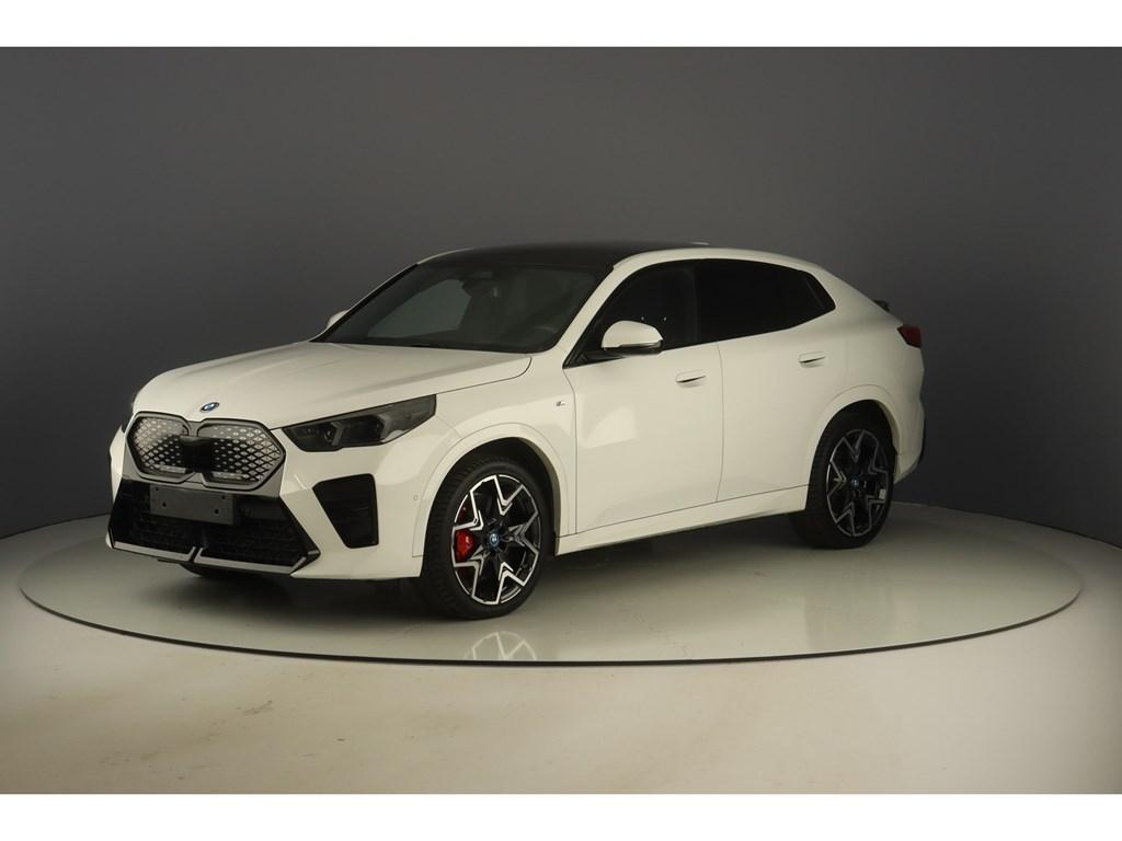 BMW X2 iX2 xDrive30 313pk M-Sport Pro Pack Premium, Auto's, BMW, Automaat, X2, Zwart, 313 pk