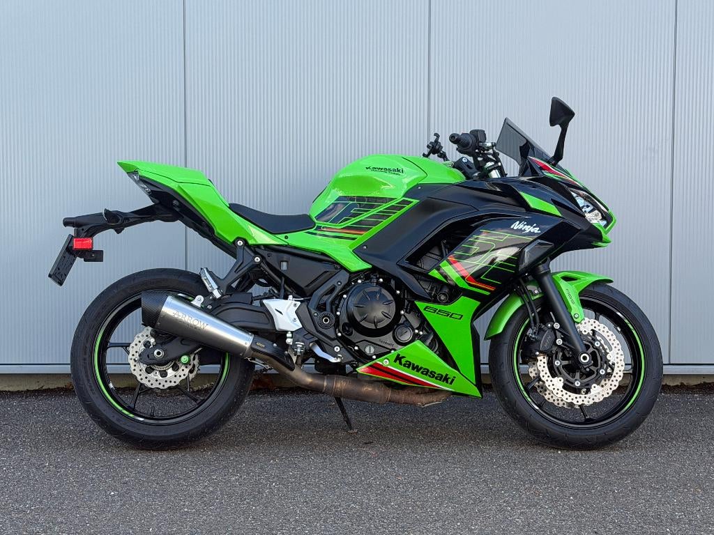 Kawasaki Ninja 650  KRT Performance Pack / 7000km -- 2024, Motoren, Motoren | Kawasaki, 2 cilinders, Nieuw, Bedrijf, Sport