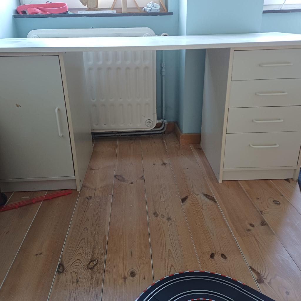 Bureau avec 4 tiroirs et 1 armoire, Maison & Meubles, Enlèvement, Utilisé, Bureau-armoire combiné, Panneau de particules ou MDF