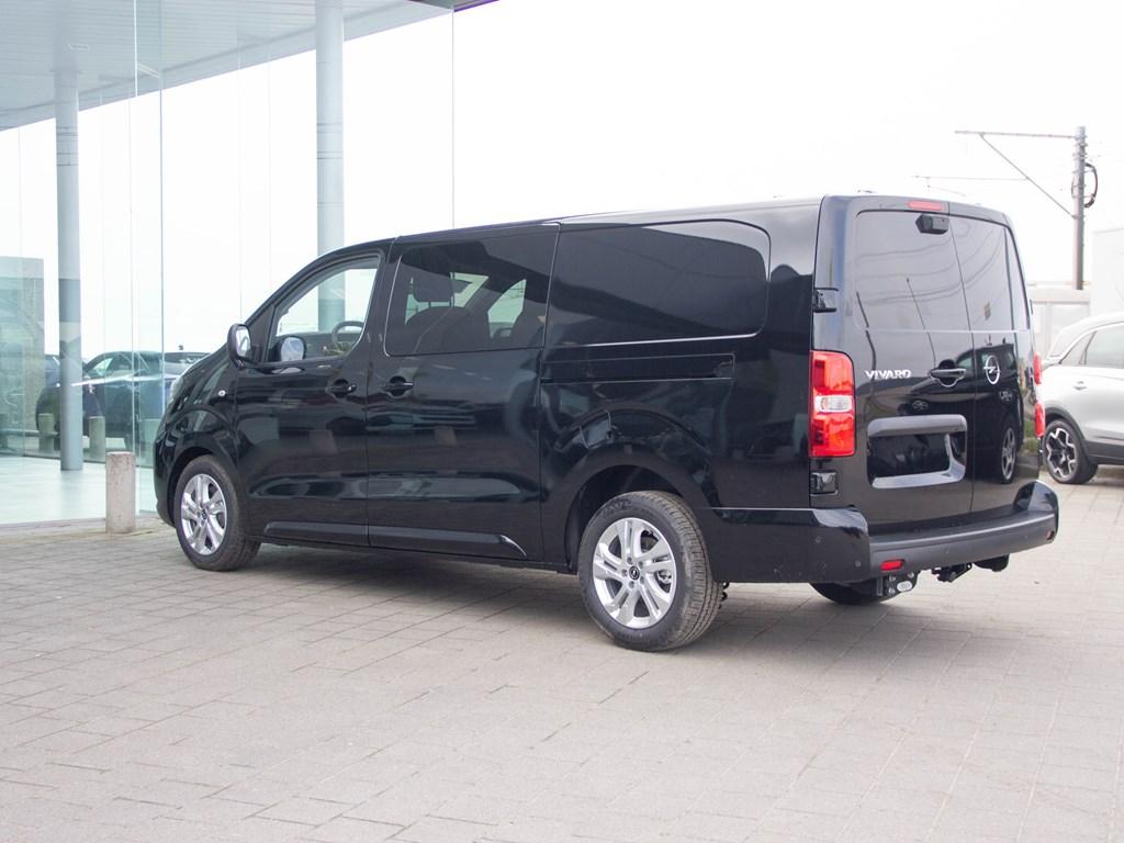 Opel Vivaro DC XL 150PK AT8|CAMERA|NIEUW|TREKHAAK|, Auto's, Opel, Automaat, Monovolume, Vivaro, Zwart