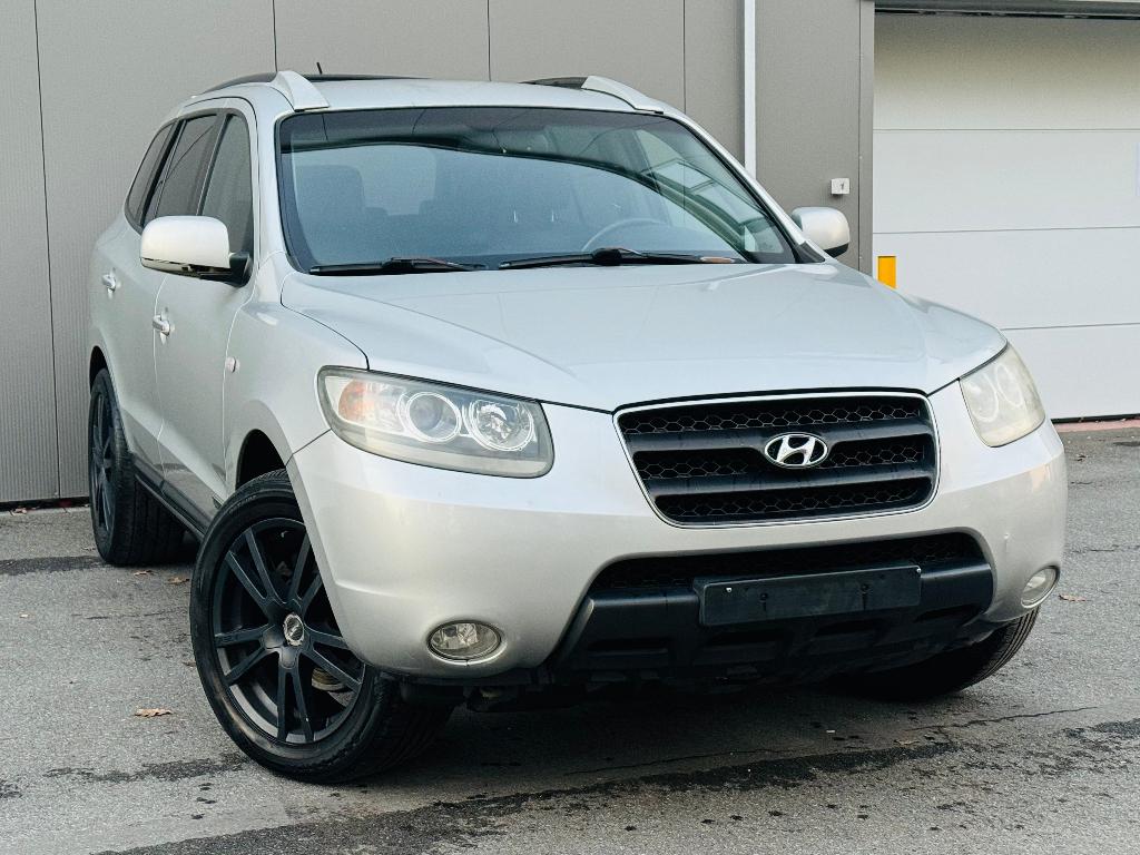 Hyundai santa fe 2.2crdi airco cruise control leder, Autos, Argent ou Gris, 110 kW, Entreprise, Boîte manuelle