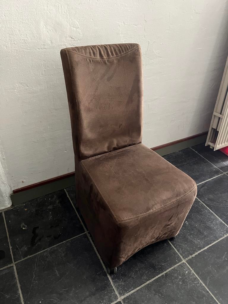 Eenzame stoel/zetel, Huis en Inrichting, Ophalen, Zo goed als nieuw