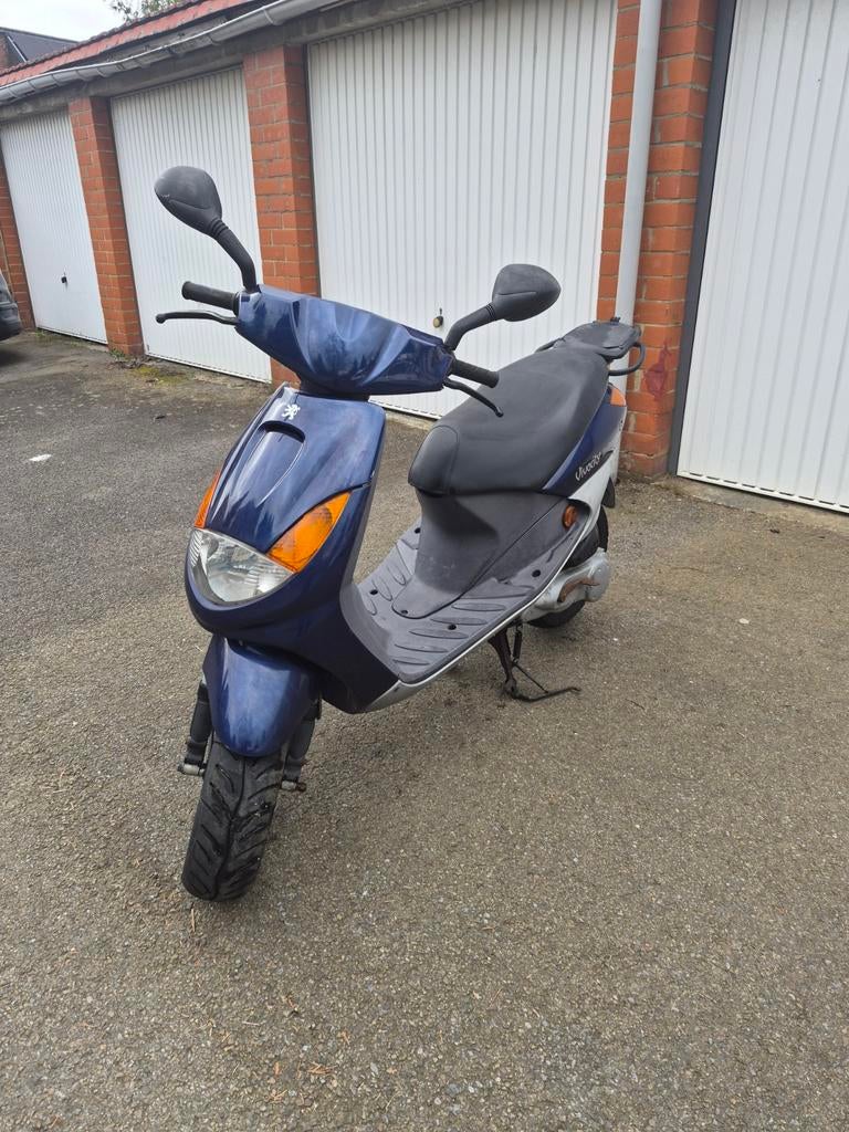 Scooter Classe A 25cc, Vélos & Vélomoteurs, Scooters | Peugeot, Enlèvement, Utilisé, Essence, Vivacity