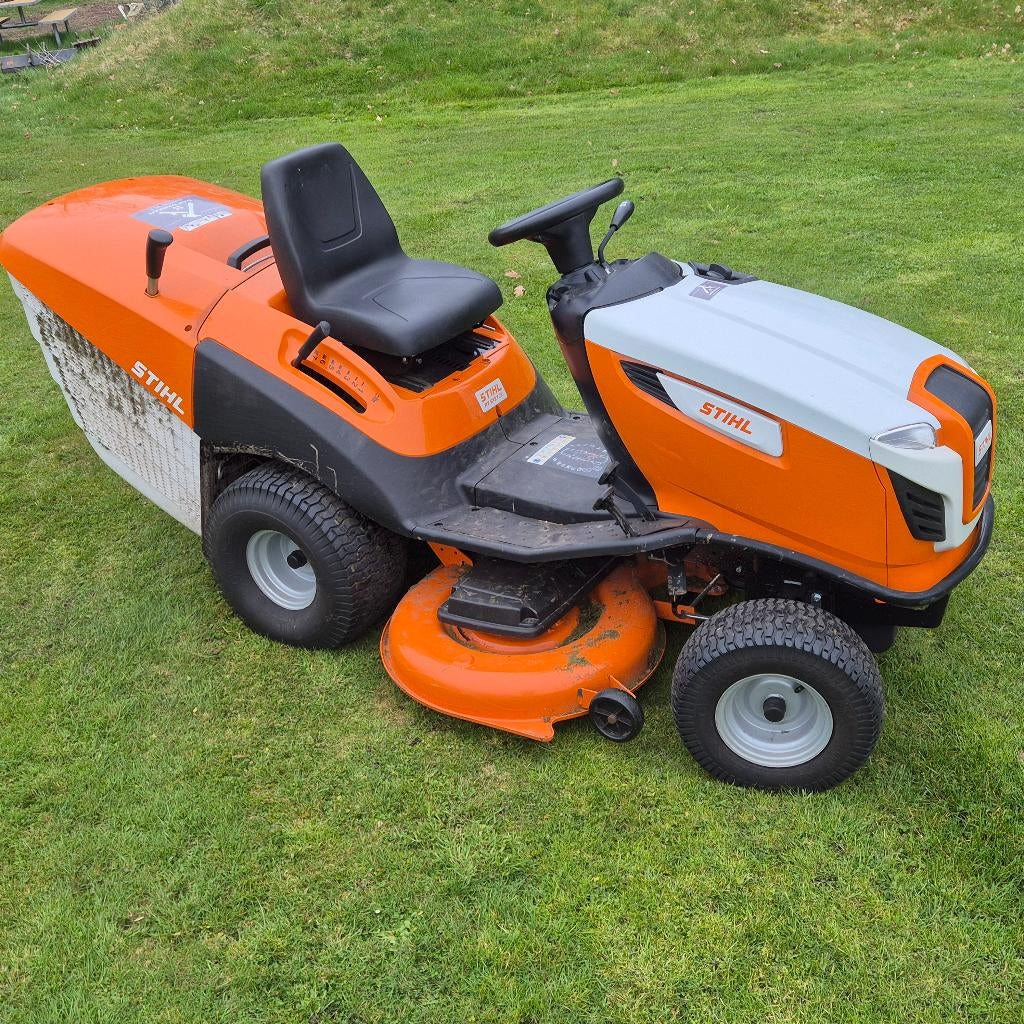 Stihl zitmaaier, Jardin & Terrasse, Stilh, Démarrage électrique, Enlèvement, 120 cm ou plus