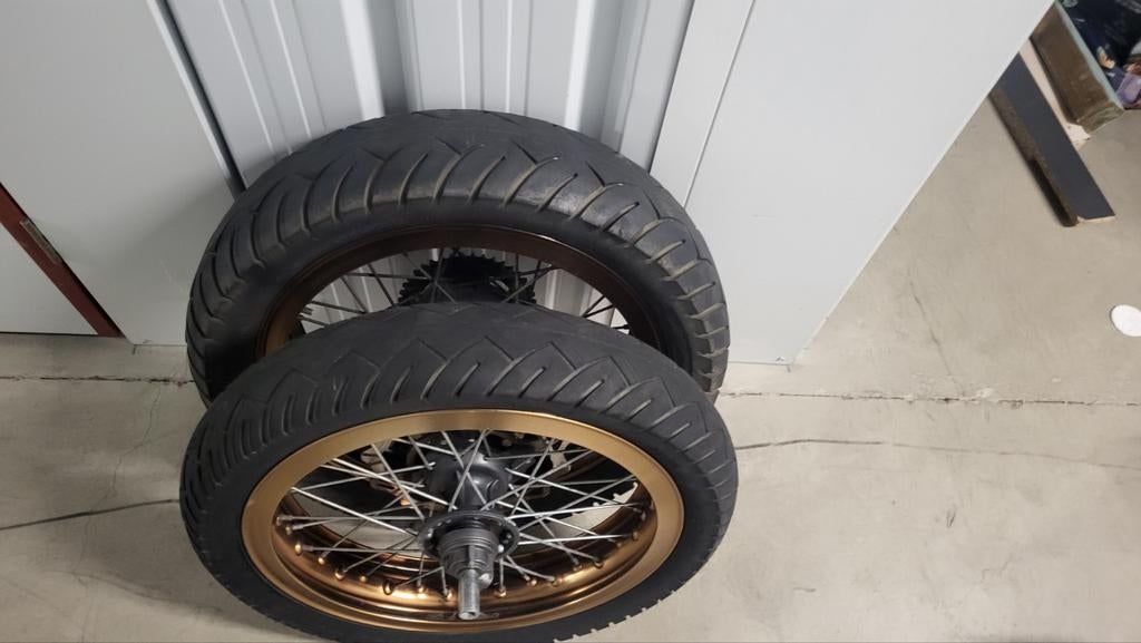 Motorbanden, Ophalen