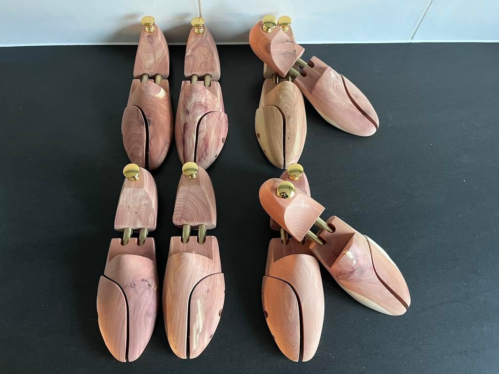 4 paar luxe cederhouten schoenspanners maat 44 nieuw, Bruin, Overige typen, Nieuw, Ophalen of Verzenden