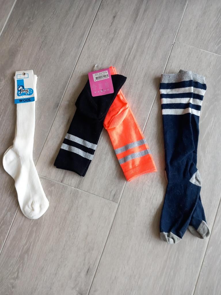 Kniekousen m27/30, Kinderen en Baby's, Ophalen of Verzenden, Nieuw, Meisje, Sokken