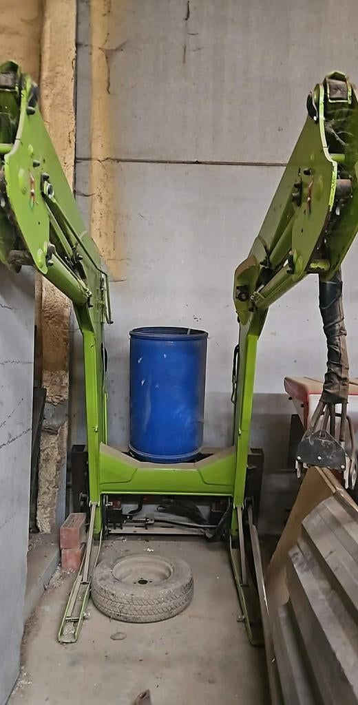 Claas frontlader Fl150, Articles professionnels, Agriculture | Tracteurs, Enlèvement