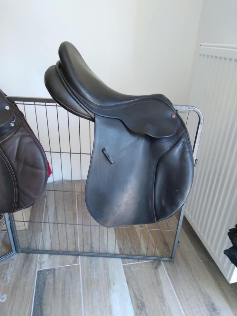 Selle jumping Bates, Dieren en Toebehoren, Paarden en Pony's | Zadels, Ophalen, Zo goed als nieuw, Springen