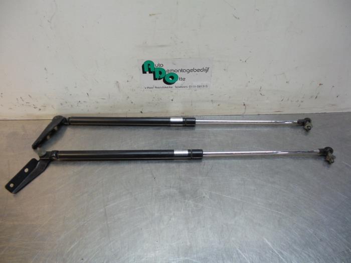 Set Gasdempers Achterklep van een Subaru Legacy (Legacy 04-), Subaru, Gebruikt, -, -