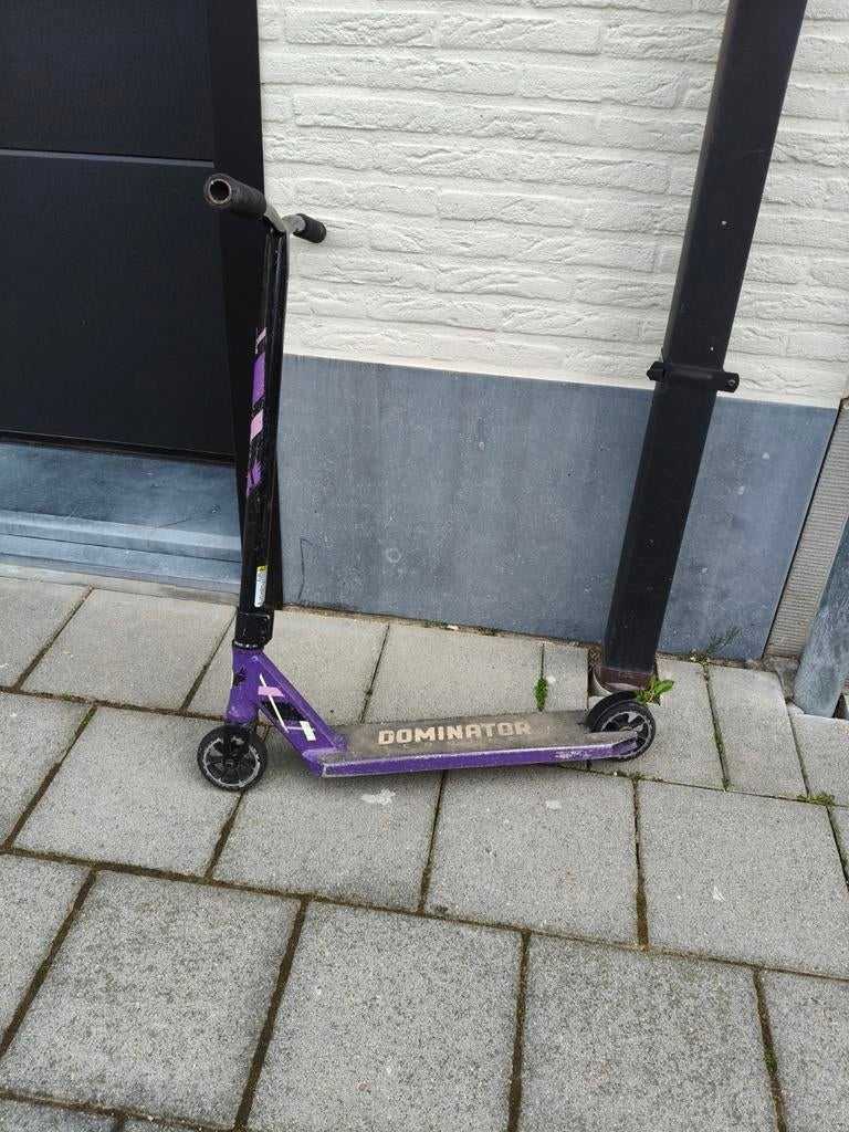 Skate step van Dominator, Ophalen