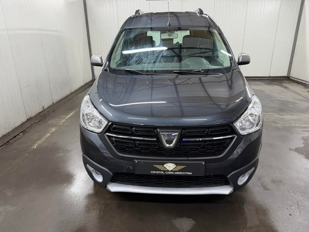 Dacia Dokker Stepway 1.3TCe 2020 90000Km 1e eigenaar, Monovolume, Euro 6, Dakrails, Grijs