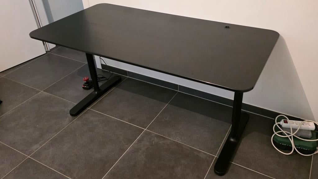 Table de bureau Ikea Bekant - Bon état !, Maison & Meubles, Bureaux, Enlèvement, IKEA