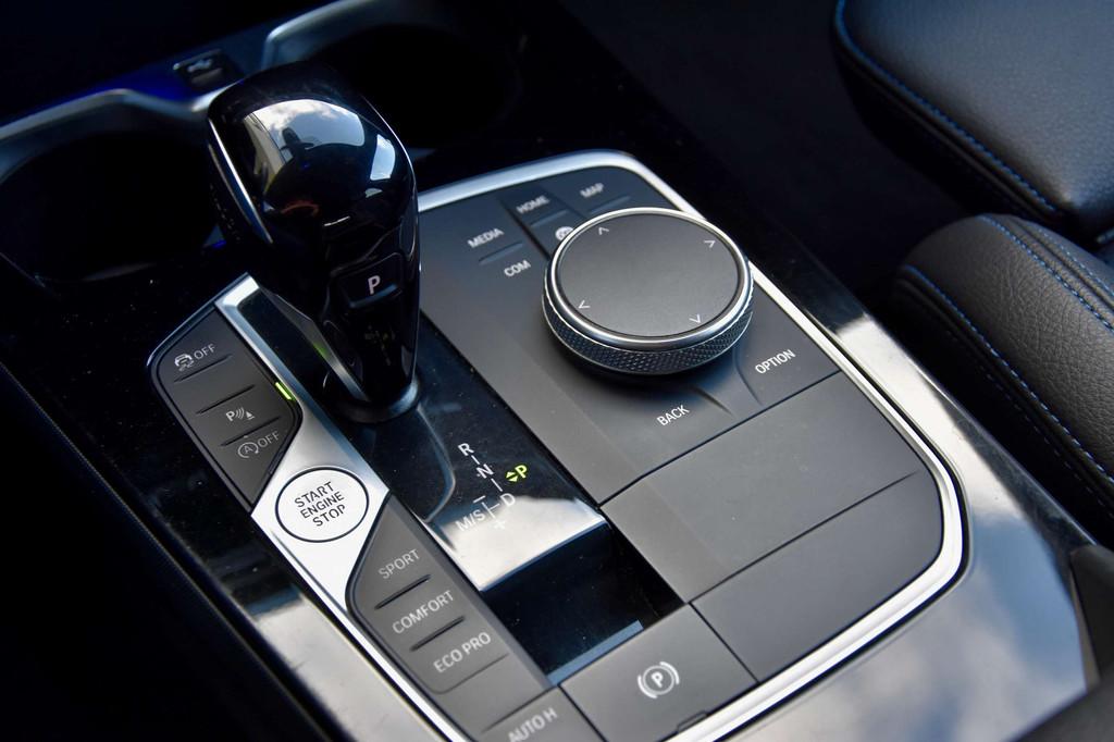 BMW 1 Serie 118 118iA M-Sport *CAMERA* M PACK (automatique), 100 kW, Achat, Euro 6, Entreprise