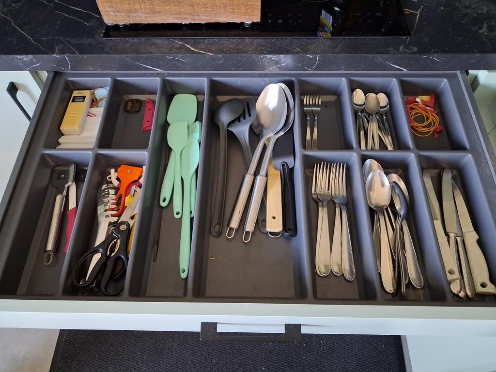 Keukenbenodigdheden . Bestek , potten en pannen enz..., Caravans en Kamperen, Kampeergereedschap, Ophalen