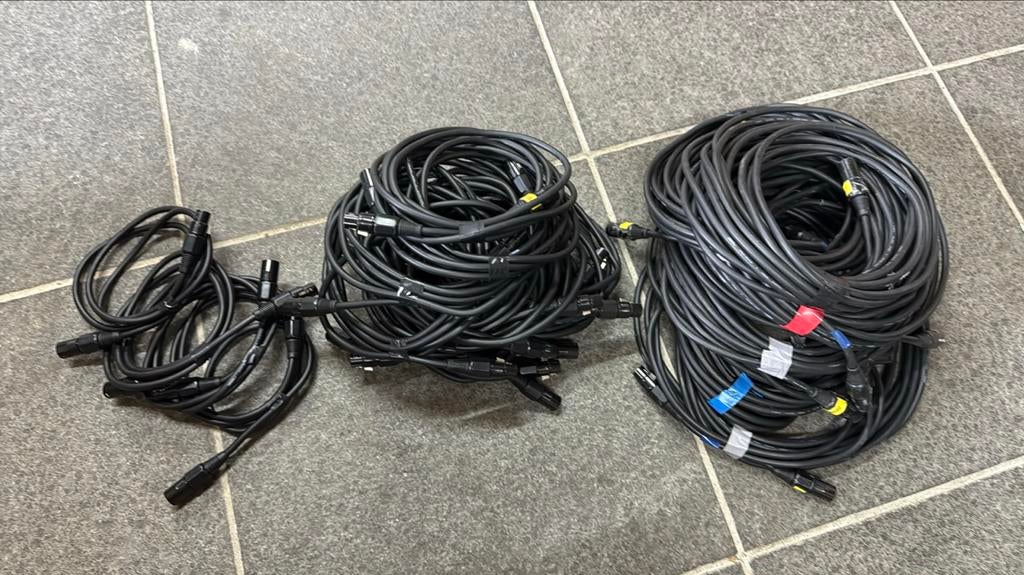 Lot de cable DMX 5 pins, Enlèvement, Comme neuf