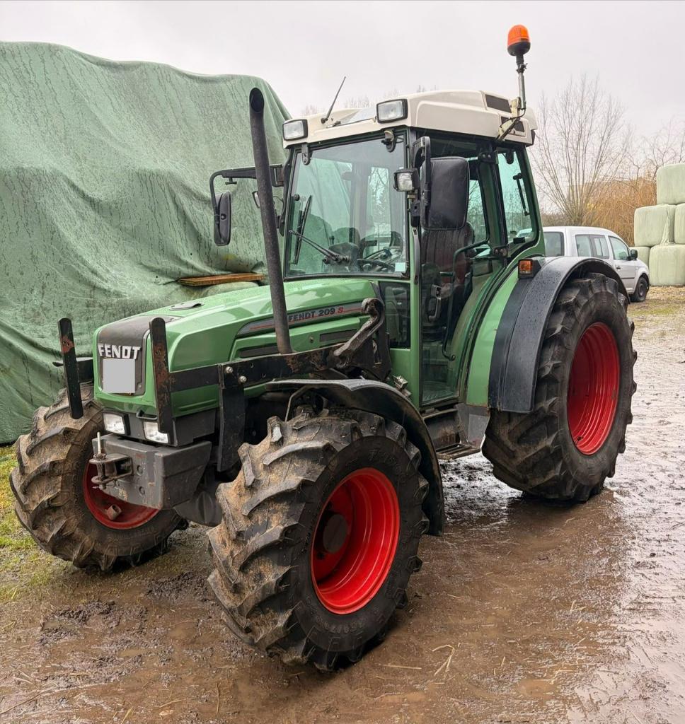 Tracteur Fendt 209s, Articles professionnels, Agriculture | Tracteurs, Enlèvement, Utilisé, Fendt, 80 à 120 ch