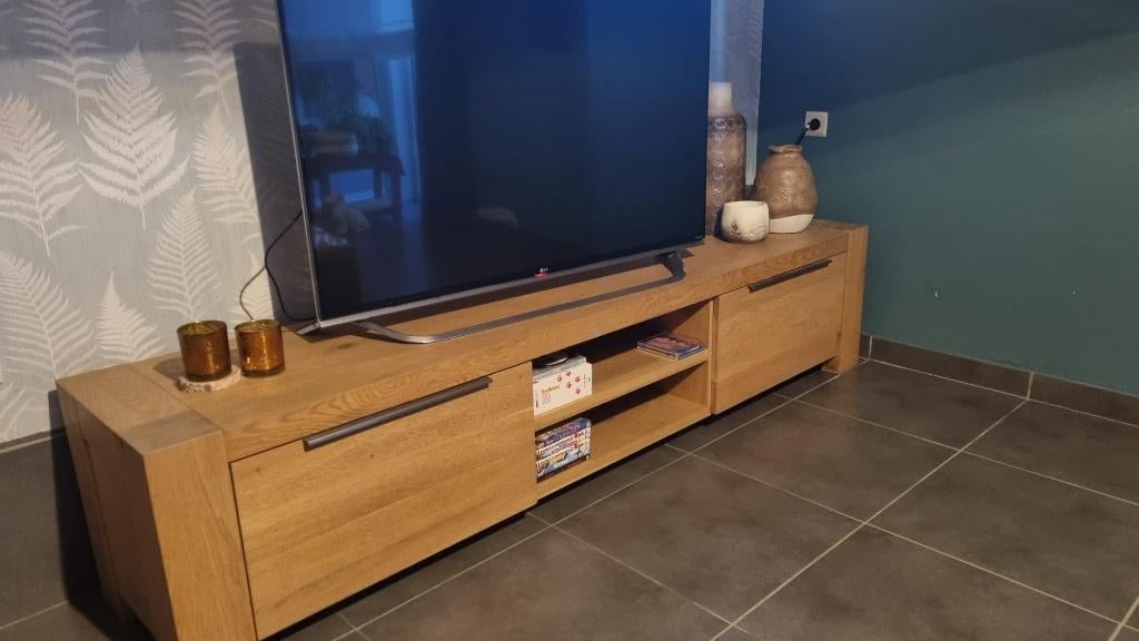 TV-kast massief eik, Maison & Meubles, Armoires | Mobilier de télévision, Comme neuf, 150 à 200 cm, Moins de 50 cm, 25 à 50 cm