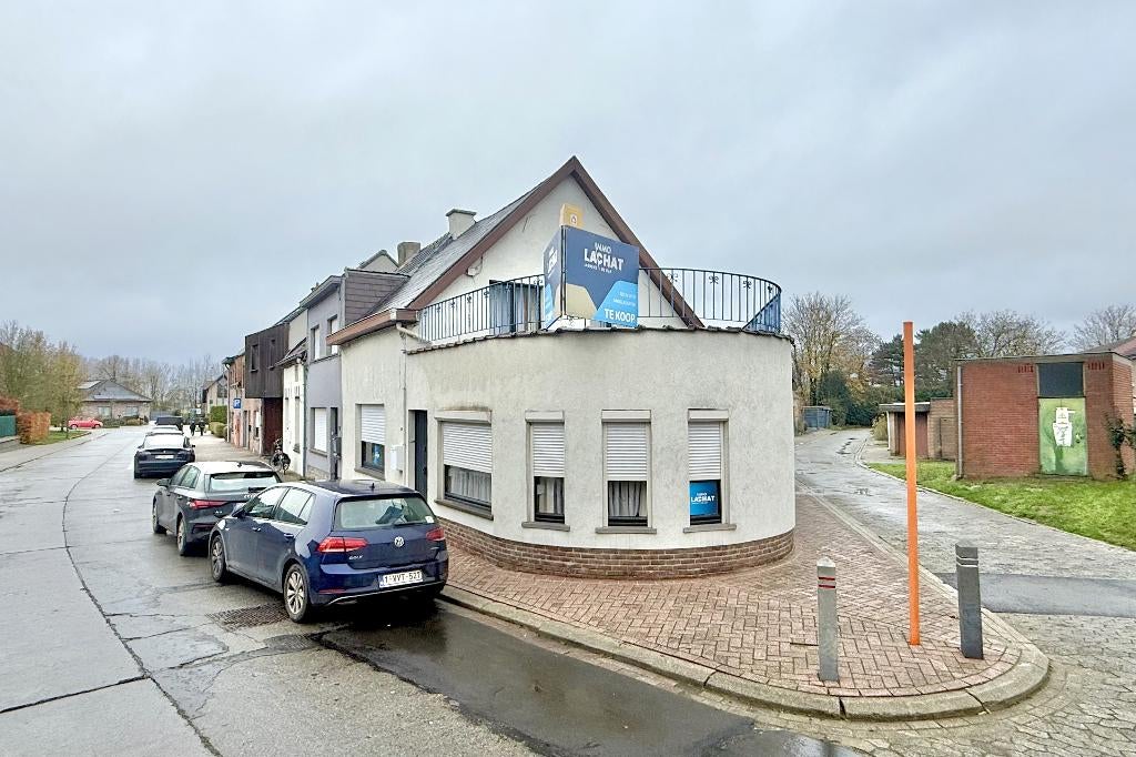 Merchtem: te renoveren woning / handelshuis in het centrum, Immo, Huizen en Appartementen te koop, 100 m², Tot 200 m², 3 kamers